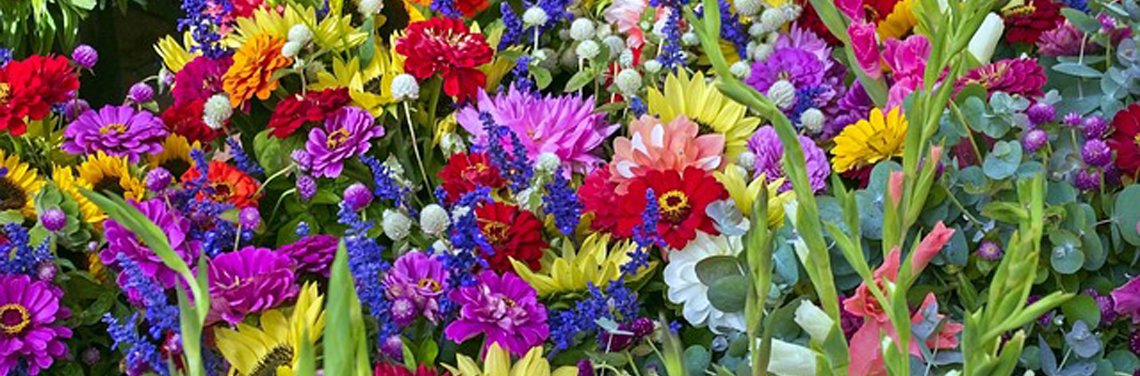 farmers market flowers for homepage.jpg