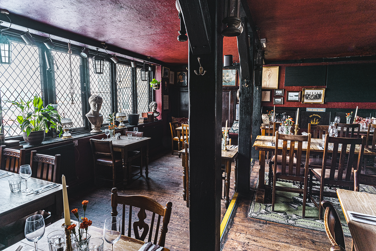 Mayflower_Restaurant2.png