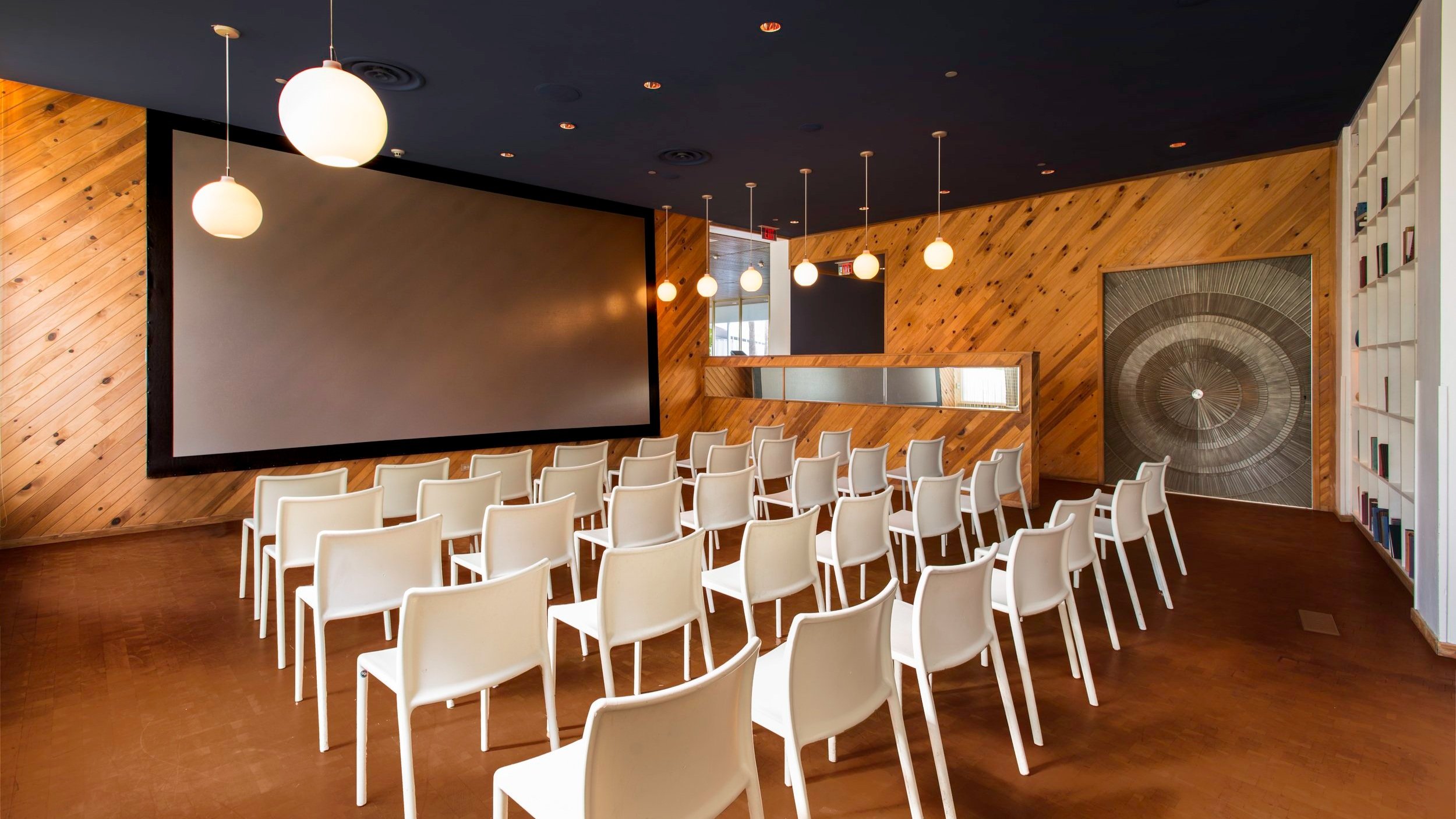 StndMIA-Lido+Lounge+Theater+HR.jpg